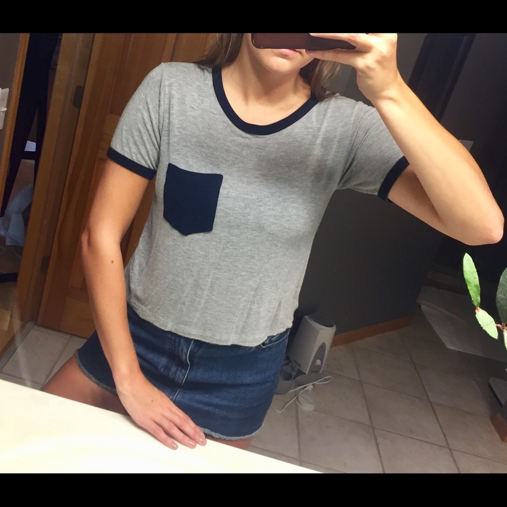 Gray cotton t-shirt with pocket